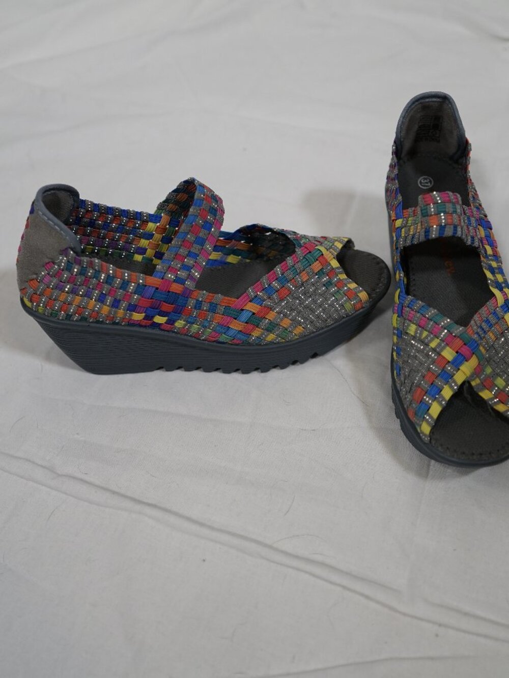 Bernie Mev Colorful Woven Wedge Sandals Size 37 Boho Comfort Travel Shoes